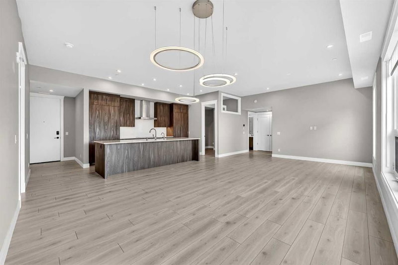 302, 275 Lebel Crescent NW, University District — interior photo 7