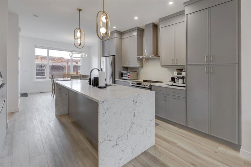 174 Rowley Gate NW, Haskayne — interior photo 6