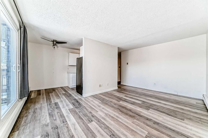 32, 1703 11 Avenue SW, Sunalta — interior photo 6