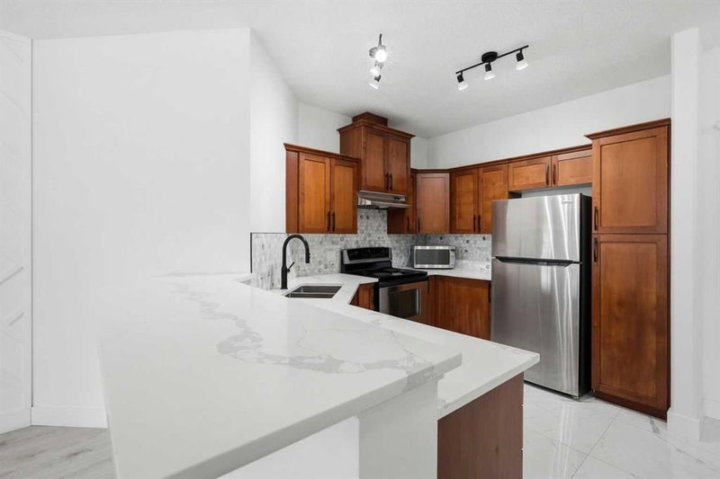 531, 30 Discovery Ridge Close SW, Discovery Ridge — interior photo 5