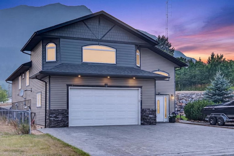 22606 10 Avenue