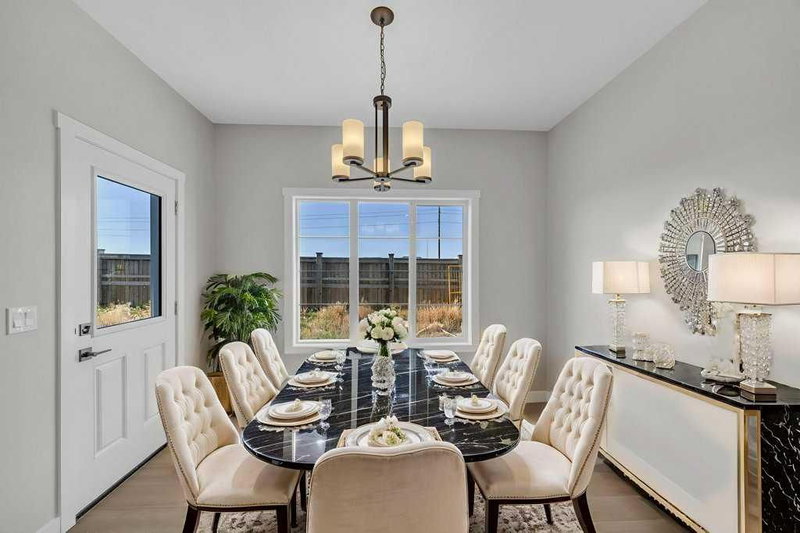 203 Homestead Common NE, Homestead — interior photo 5