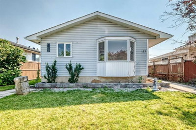 152 Maranda Close