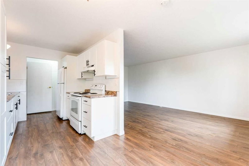 2906 Doverville Crescent SE, Dover — interior photo