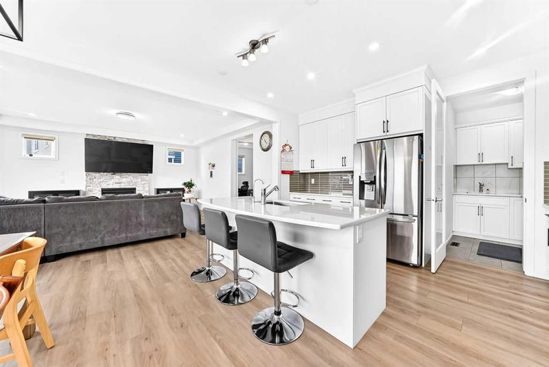 149 Carrington Crescent NW, Carrington — interior photo 7
