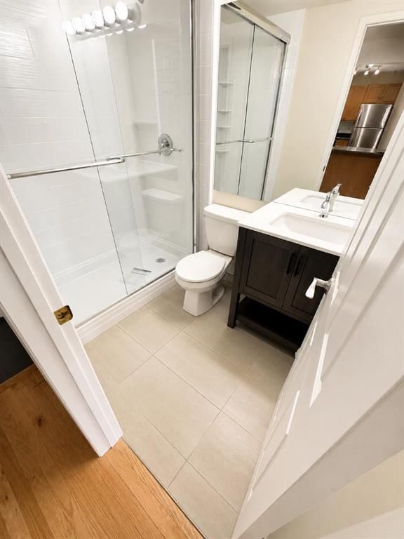10, 210 25 Avenue SW, Mission — interior photo 5