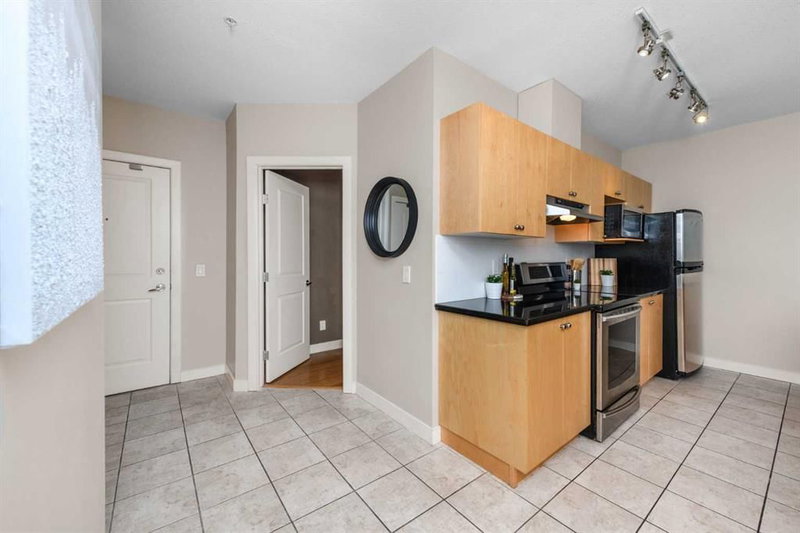 310, 328 21 Avenue SW, Mission — interior photo 5