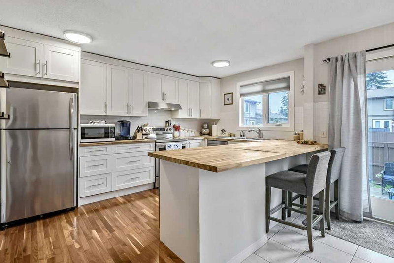 114, 6103 Madigan Drive NE, Marlborough Park — interior photo 5