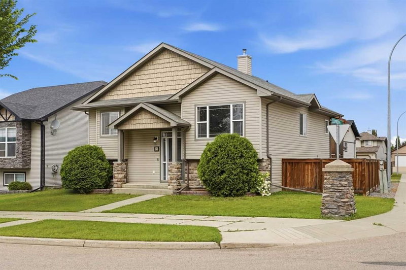 95 Inglewood Drive