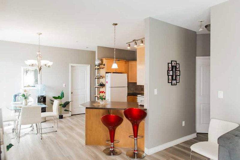 203 - 9225 LAKELAND DR