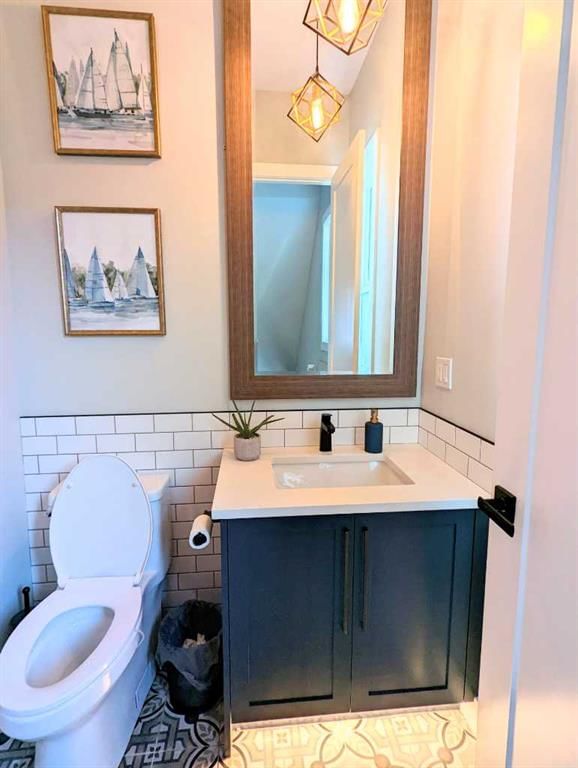 635 20 Avenue NE, Winston Heights/Mountview — interior photo