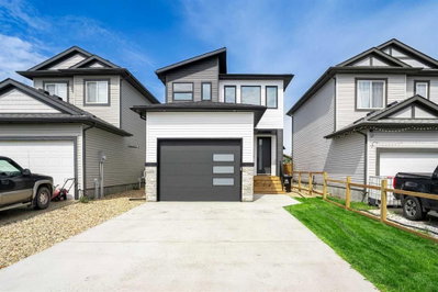 123 Athabasca Crescent
