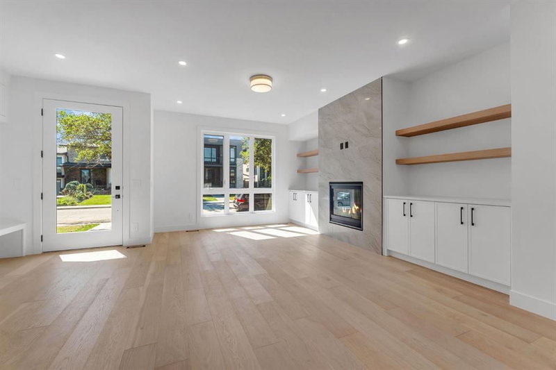 518 22 Avenue NW, Mount Pleasant — interior photo 6