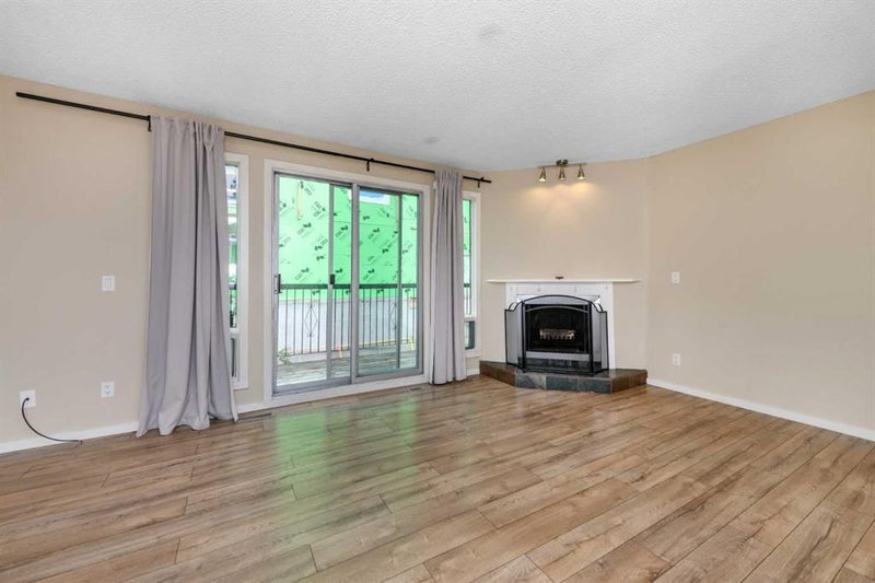 8, 643 4 Avenue NE, Bridgeland/Riverside — interior photo 5