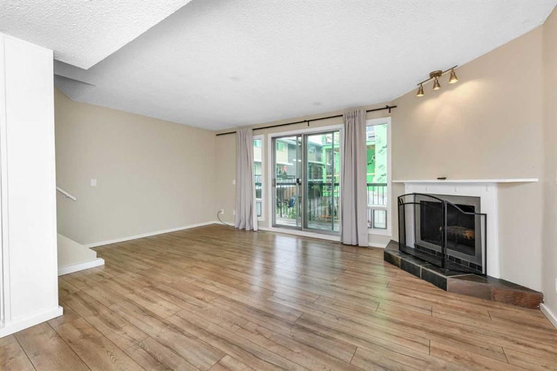 8, 643 4 Avenue NE, Bridgeland/Riverside — interior photo 6