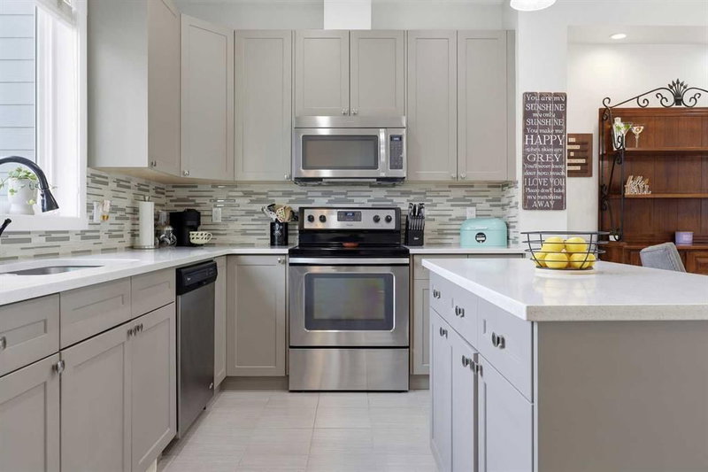 611 Walden Drive SE, Walden — interior photo 6