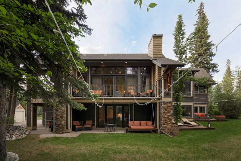 9 Mountaineer Close