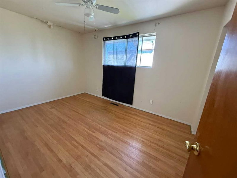 4504 Greenview Drive NE, Greenview — interior photo 5