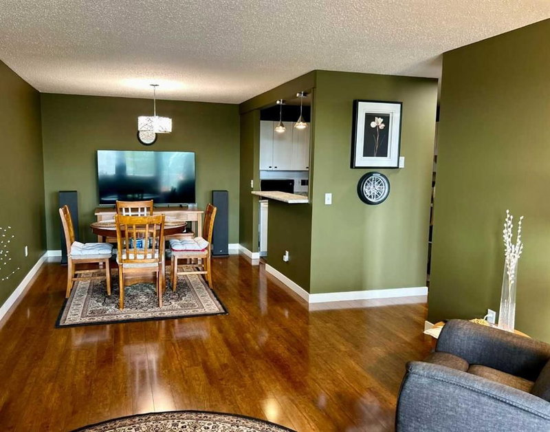 408, 521 57 Avenue SW, Windsor Park — interior photo 5