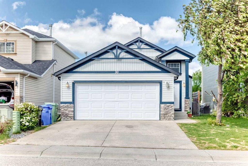 30 Covehaven View NE, Calgary, Alberta