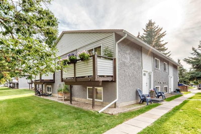 B - 109 Stanley Avenue