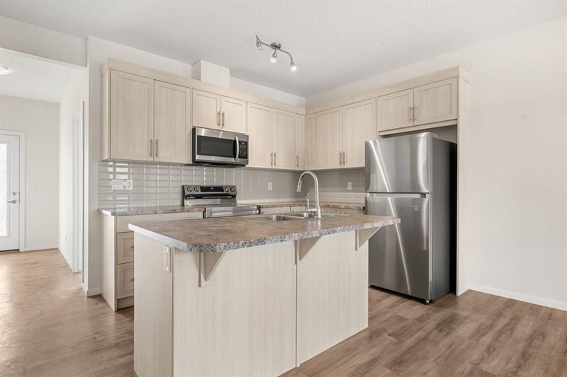 61 Cityline Gate NE, Cityscape — interior photo 7
