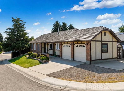 5 Ross View Bay SE