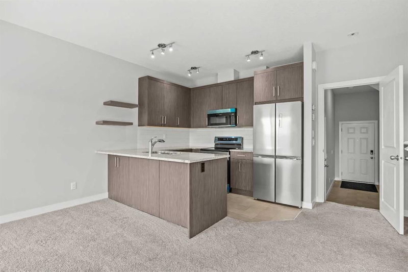 304 Jumping Pound Common, Jumping Pound Ridge — interior photo 7