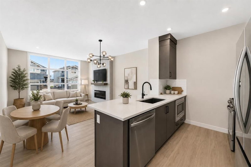 1075 Bayview Crescent SW, Bayview — interior photo 5