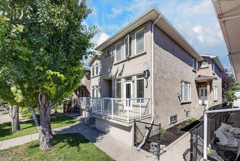 262 21 Avenue NE, Calgary, Alberta