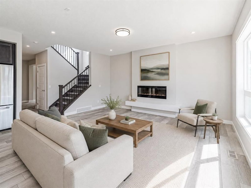 137 Creekside Way SW, Pine Creek — interior photo
