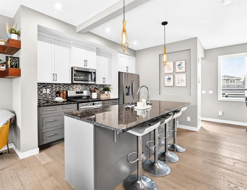 58 Precedence Link, Precedence — interior photo