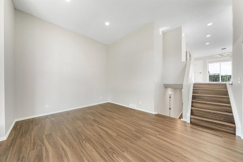 190 Coverdale Road NE, Coventry Hills — interior photo