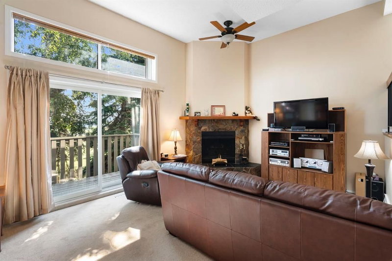 140 Glamis Terrace SW, Glamorgan — interior photo