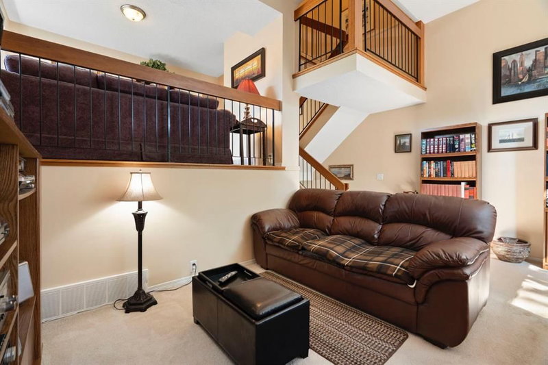 140 Glamis Terrace SW, Glamorgan — interior photo 5
