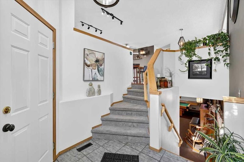 74 San Diego Manor NE, Monterey Park — interior photo 7