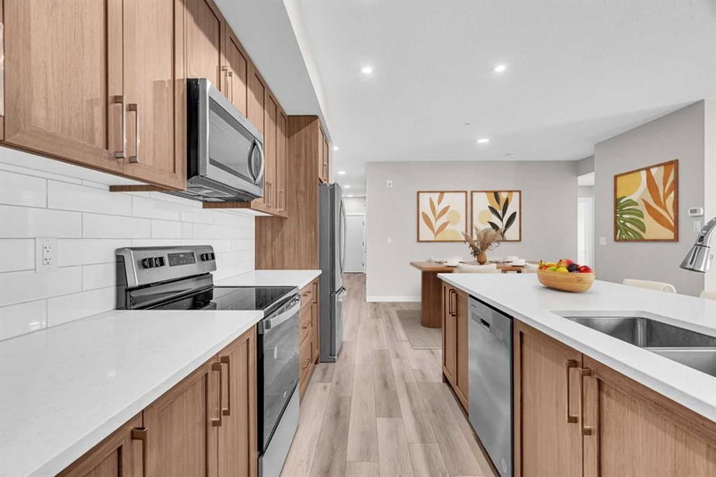 2112, 100 Banister Drive, Wedderburn — interior photo 6