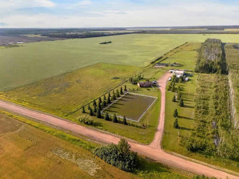 18142 Township Road 1102