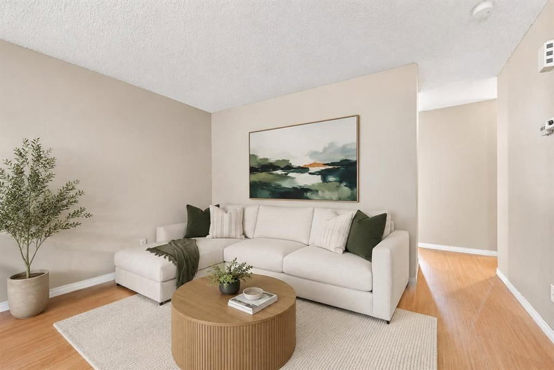 70 Edgeburn Crescent, Edgemont — interior photo 7