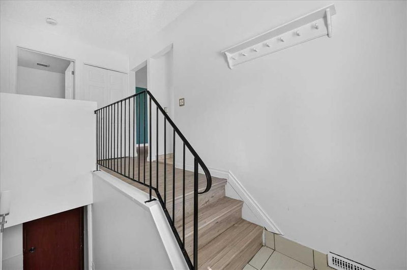 235 Abalone Place NE, Abbeydale — interior photo 6