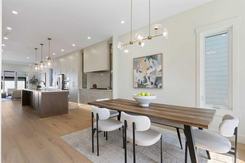 528 52 Avenue SW, Windsor Park — interior photo 7
