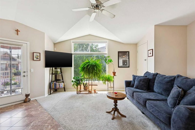 201, 60 Panatella Landing NW, Panorama Hills — interior photo 6