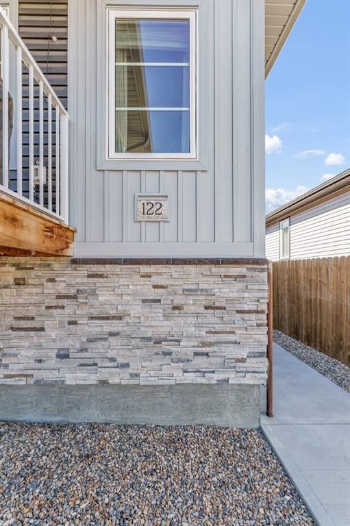 122 Somerside Road SE