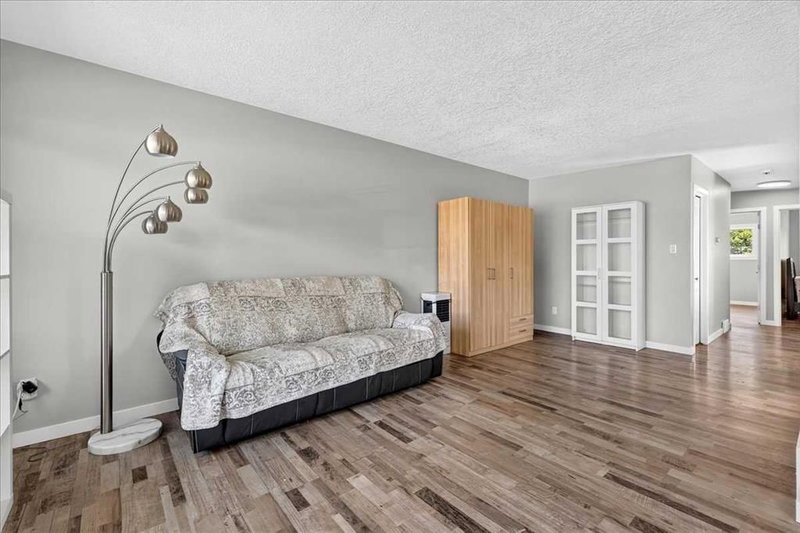 4309 26 Avenue SE, Dover — interior photo 6