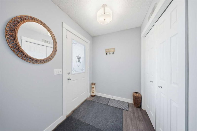 19 MARTHA'S MEADOW Close NE, Martindale — interior photo