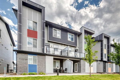 203 - 120 Redstone Walk NE