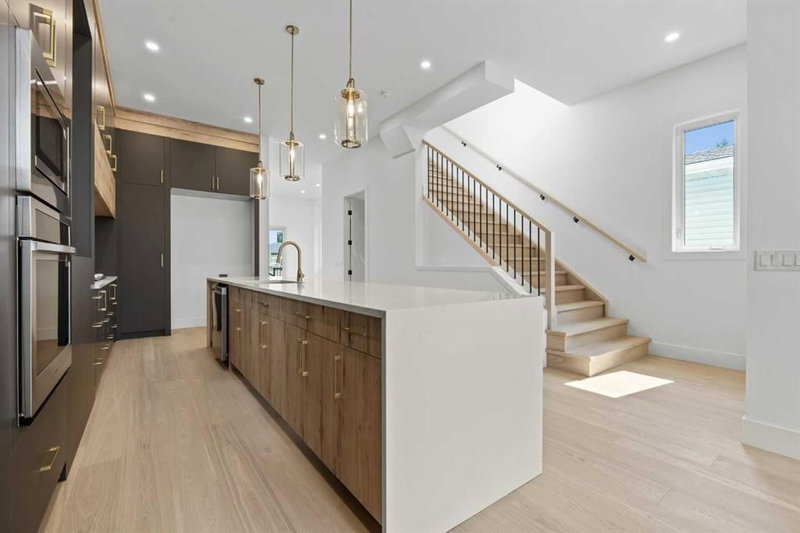 514 37 Street SW, Spruce Cliff — interior photo 5