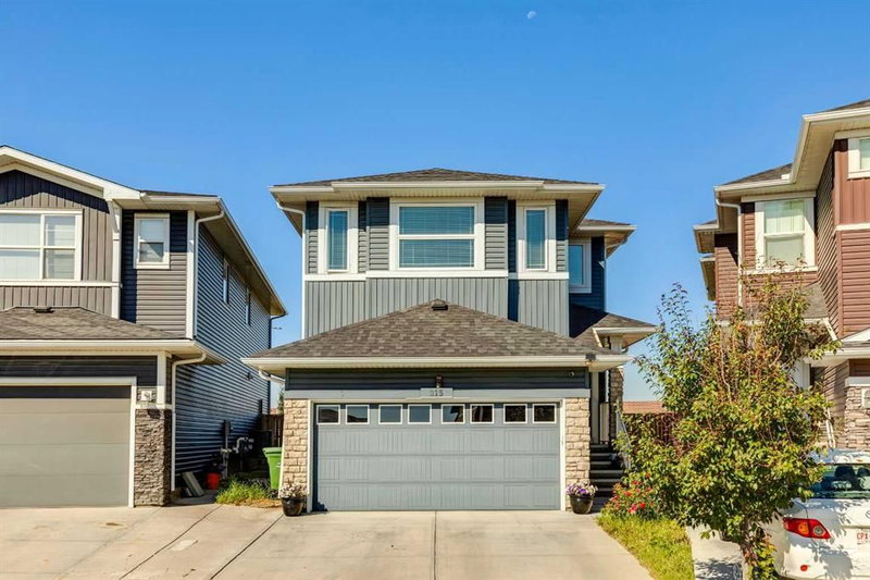 215 Redstone Heights NE, Calgary, Alberta