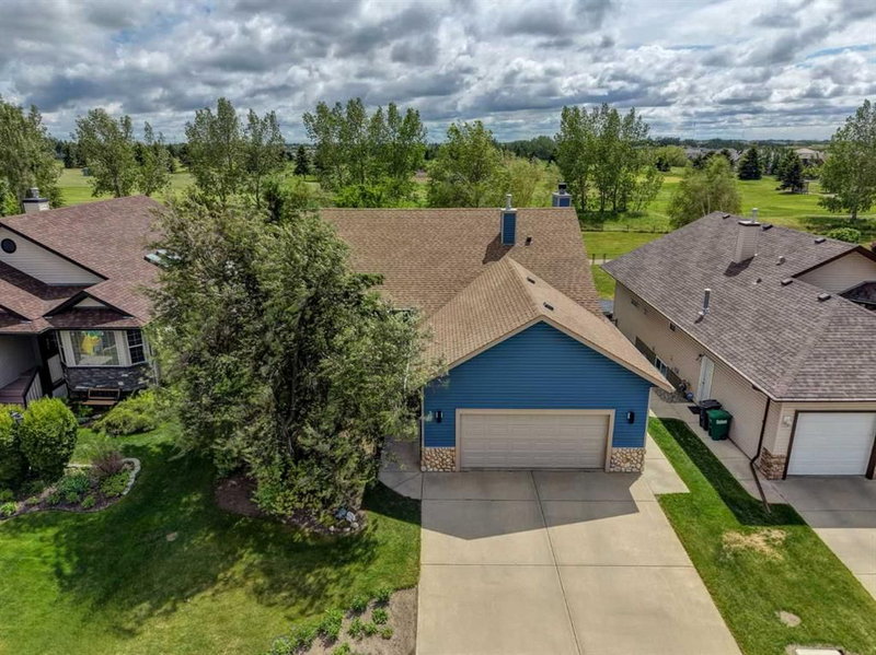 123 Hillview Road, Hillview Estates — photo 2