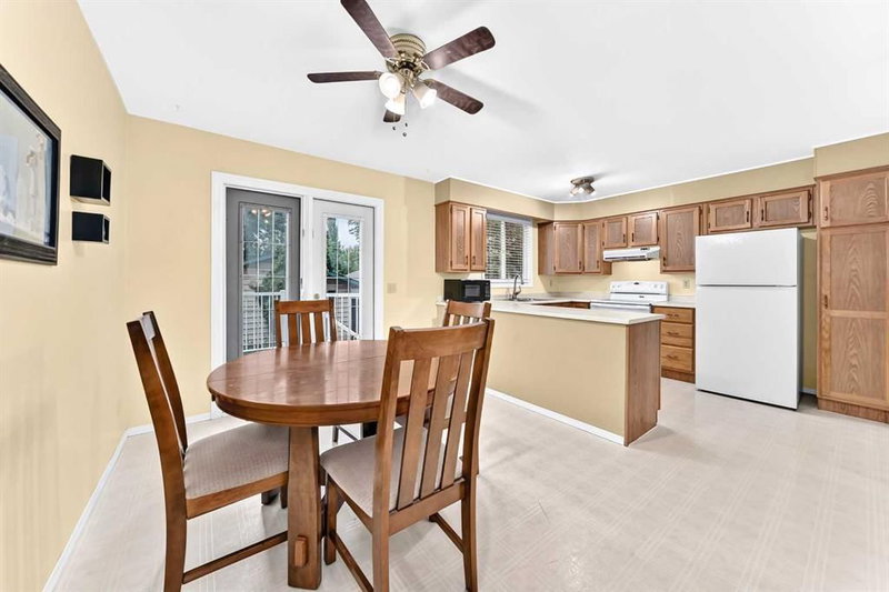 4008 46 Street SW, Glamorgan — interior photo 5